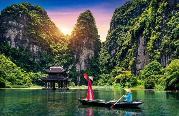 14 Days Highlights of Vietnam from North to South