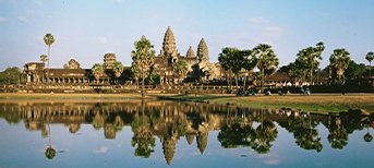 Peak Tourist Season (Nov - Apr)